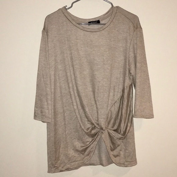 botanique Tops - 👑 NWTs Sandy Brown 3/4 Sleeve Top